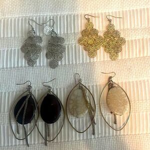 4 sets of earrings. Various colors